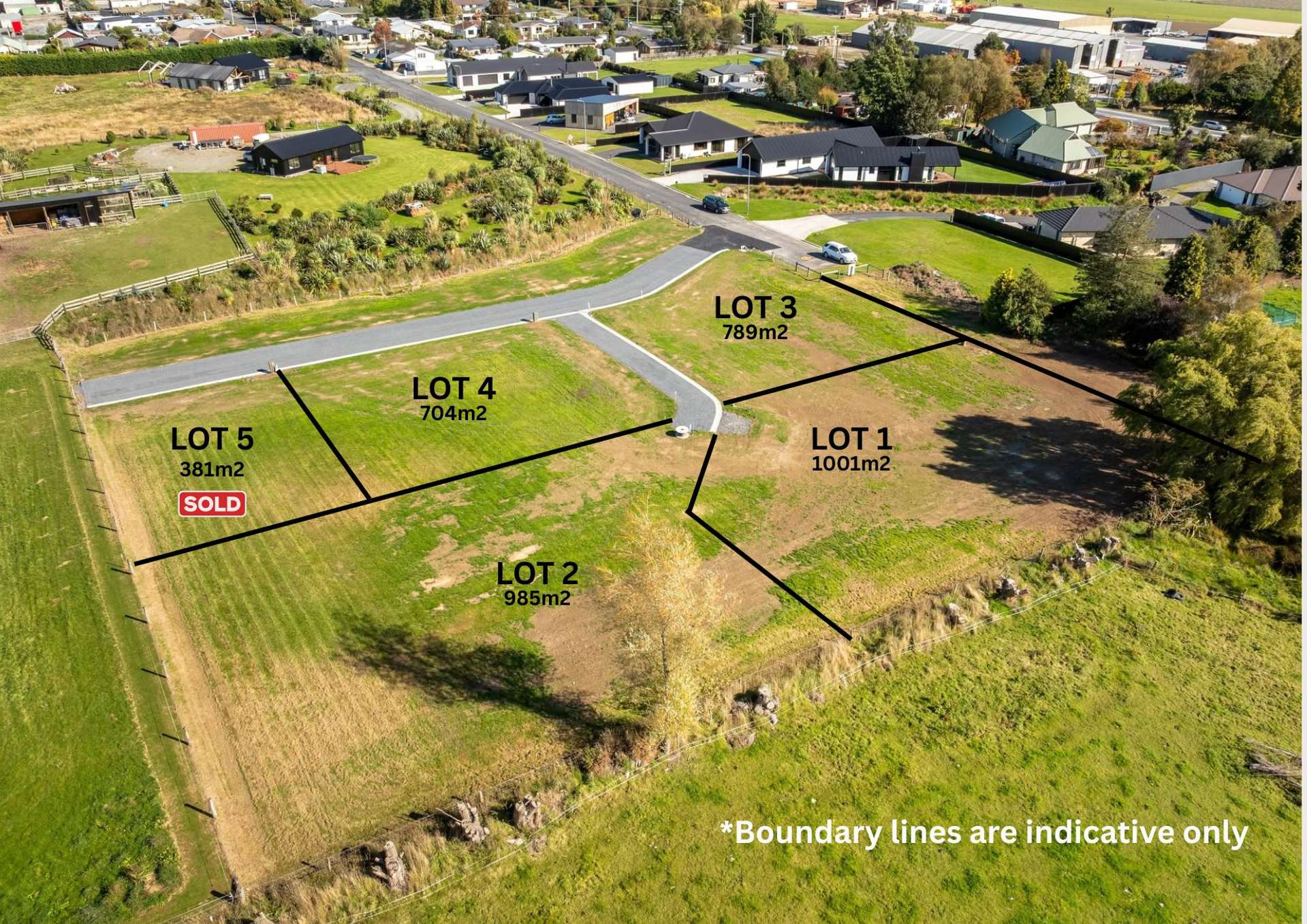 Constitution Avenue Milton_0