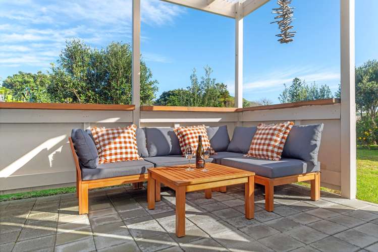 13 Ratau Street Mahia_3