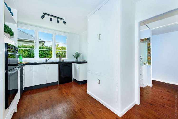 1/32 Radley Street Woolston_19