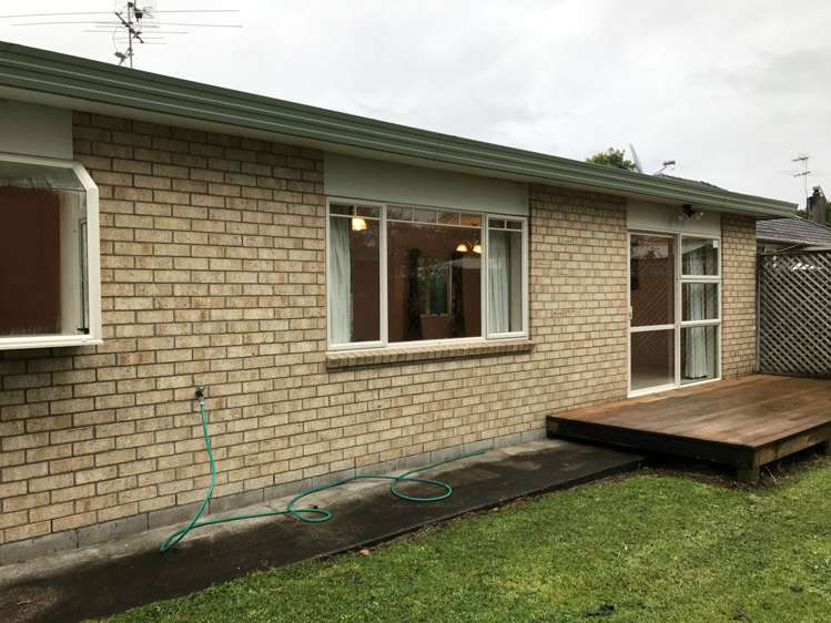 1/8 Enderby Drive Te Atatu Peninsula_9