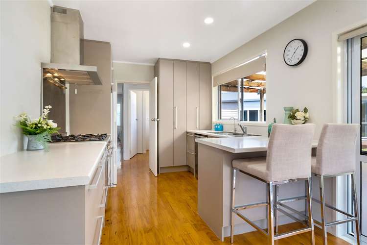 26 Bodi Place Te Atatu South_8