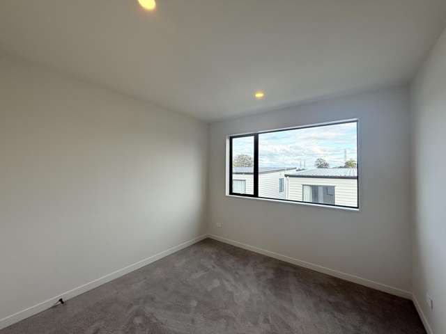 2/54 Boakes Road Mount Wellington_4