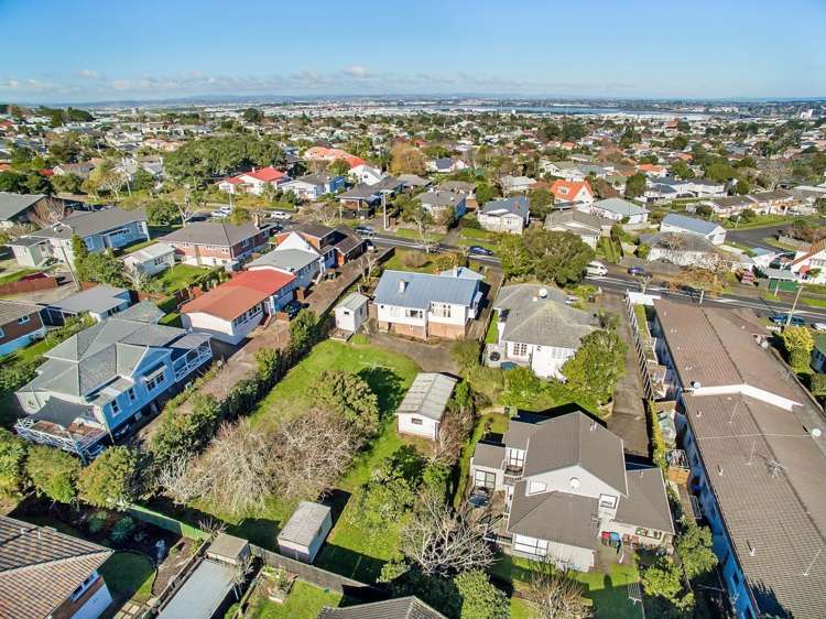 48 Campbell Road Onehunga_12