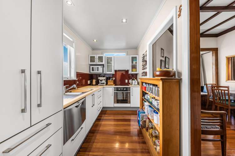 8 Invermay Avenue Mount Roskill_9