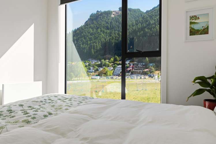 102/98 Gorge Road Queenstown_7