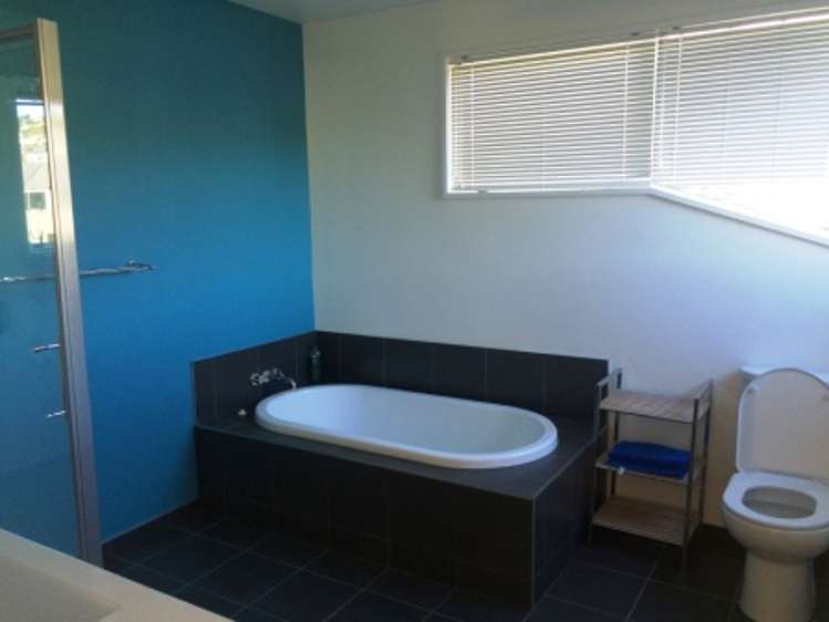 61 Glenstrae Road Redcliffs_12