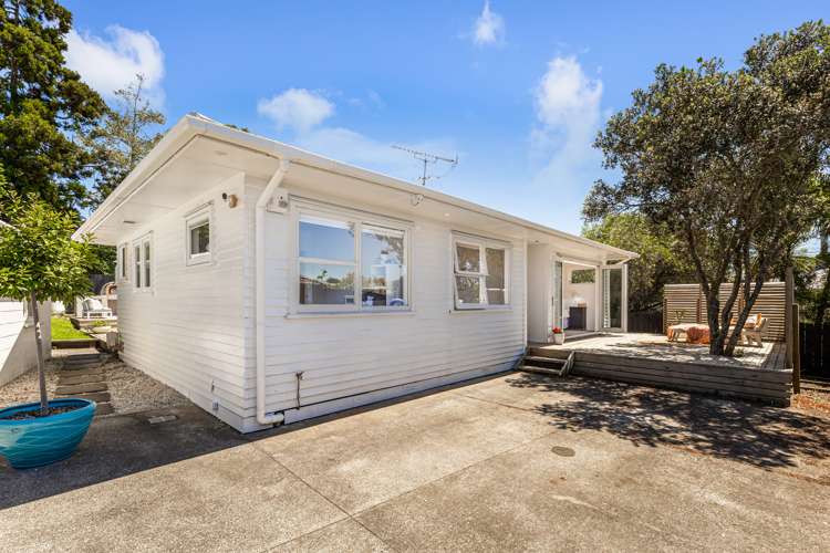 63 Stottholm Road Titirangi_27