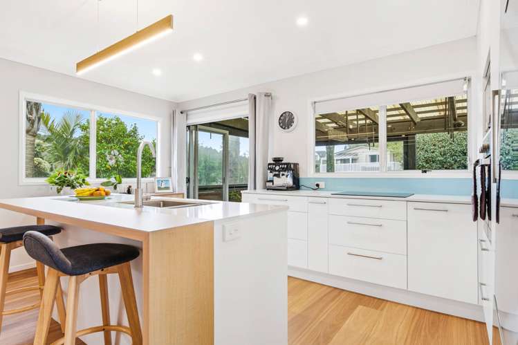 2/32 Hale Crescent Bayview_9
