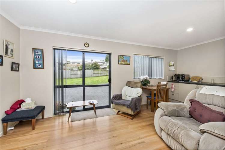 2 Flight Valley Way Welcome Bay_12