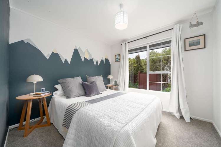 10 Mallard Grove Churton Park_12