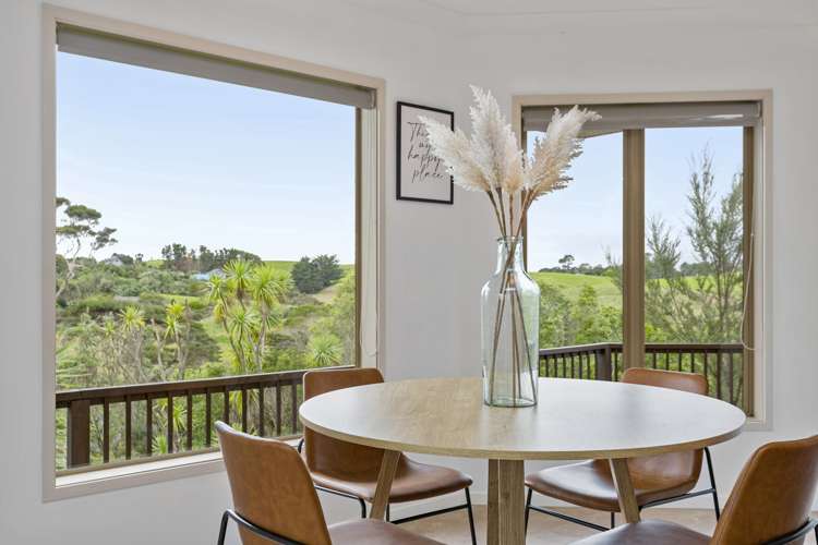 5b Sunshine Rise Raglan_8