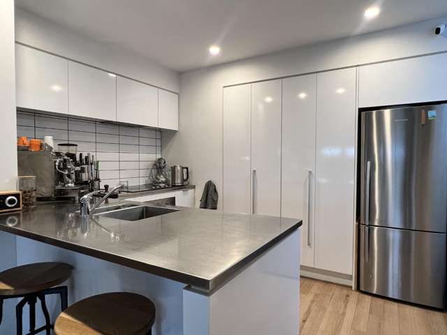 103 Caledonian Road 1544_4
