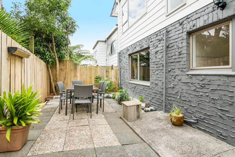 3/8 Hart Road Hauraki_22