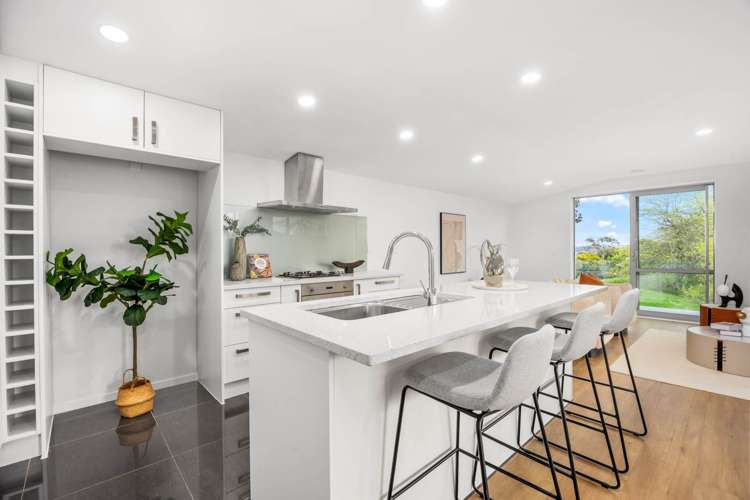 832a East Coast Road Oteha_1