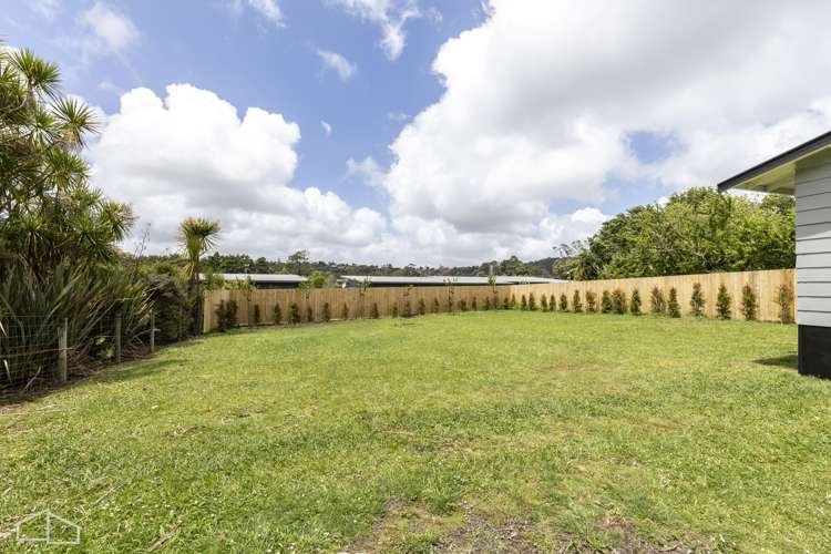 84 Shaw Road Oratia_23