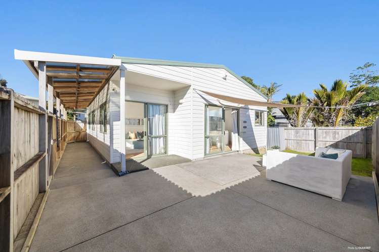 222C Moore Street Howick_13