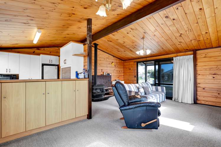 3 Milne Place Merrilands_5