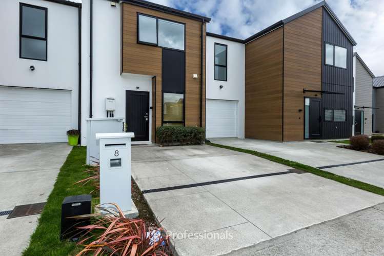 8 Cynisca Crescent_3