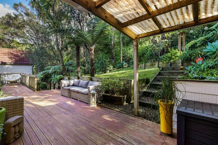 21 Cochrane Avenue Arkles Bay_15