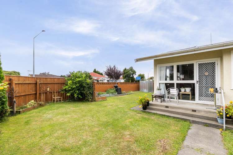 400 Southland Road Hastings_1