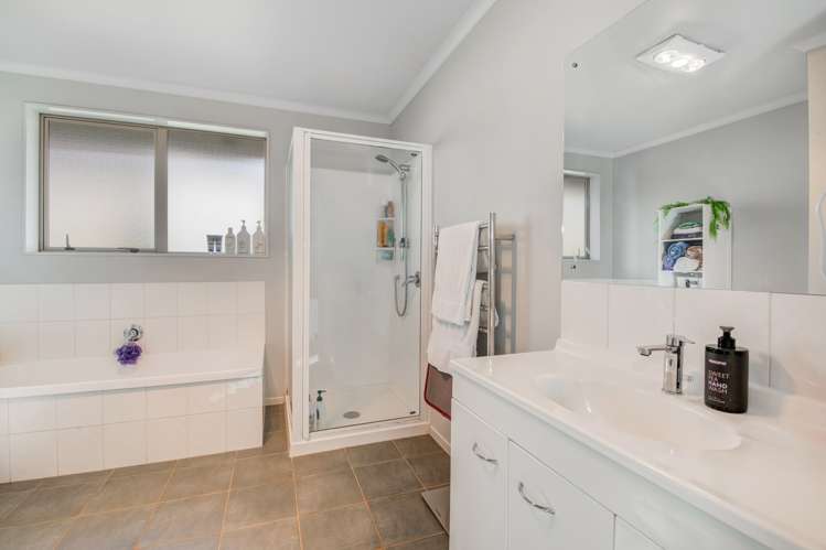 9 Jean Place Stanmore Bay_10