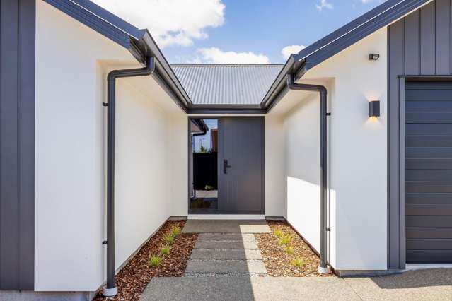 20 Inch Crescent Rangiora_1