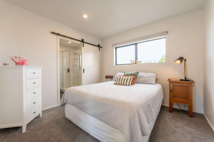 22 Charles Street Weston_23