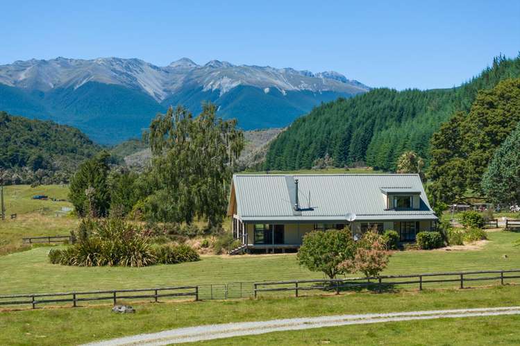 990 Howard Valley Road Howard_1