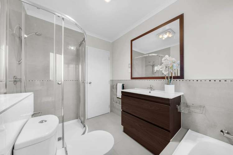 36 Seresin Crescent Flat Bush_31