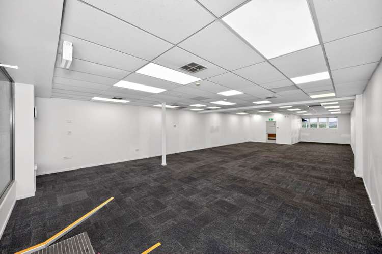 1186 Great North Road Pt Chevalier_4