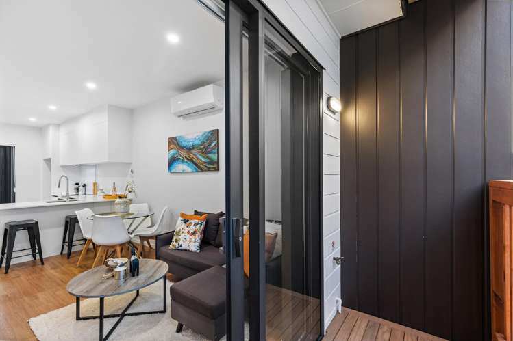 12b Woodhouse Place West Harbour_15
