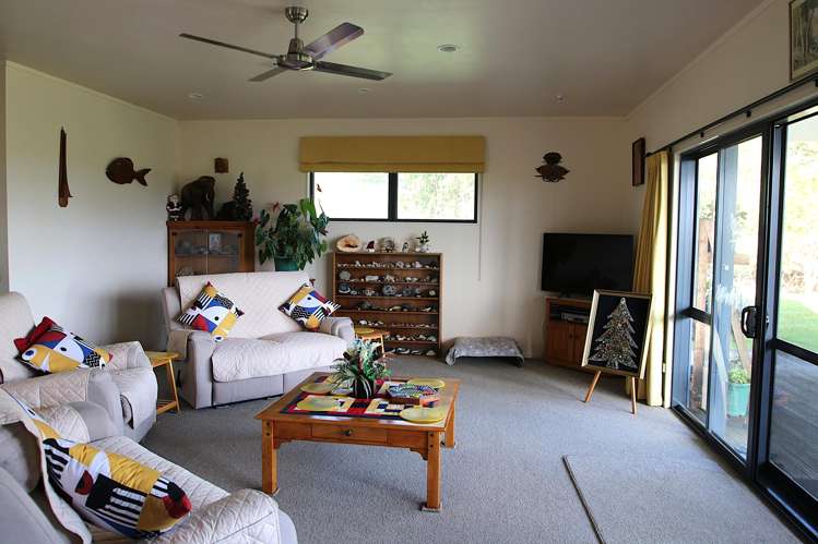 99 Arawhata Road Kaingaroa_6