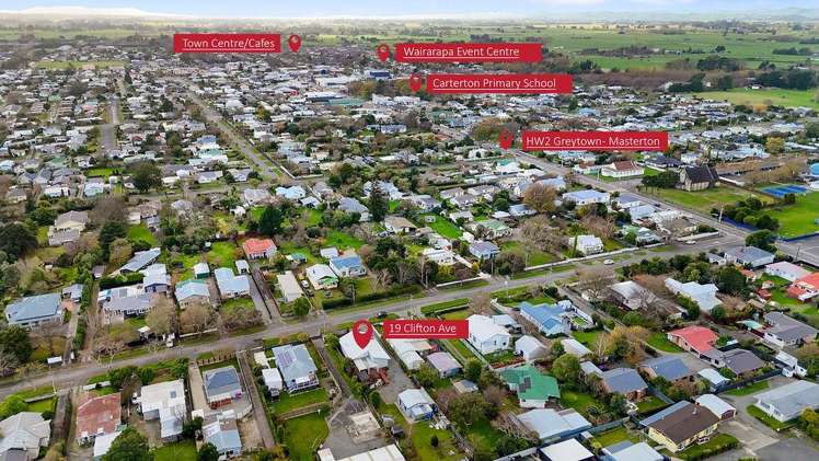 19 Clifton Avenue Carterton_32