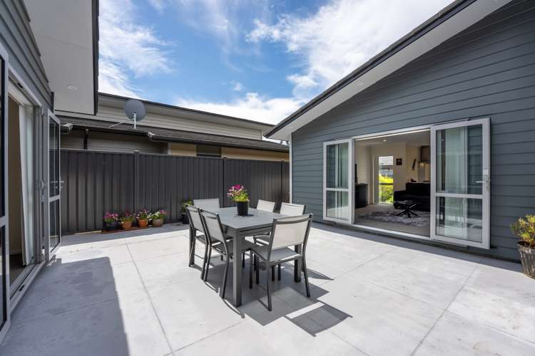25 Somerby Mews Silverstream_12