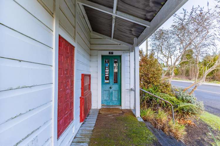 37 Thames Street Ohakune_13