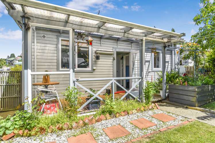 117 Glen Road The Glen_23