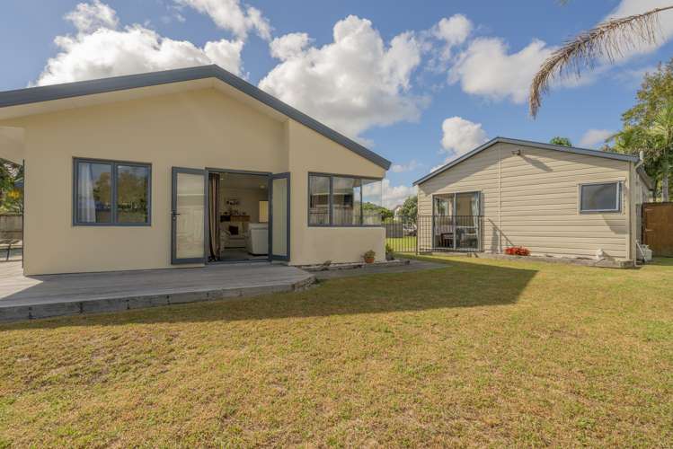 41 Charles Green Drive Cooks Beach_10