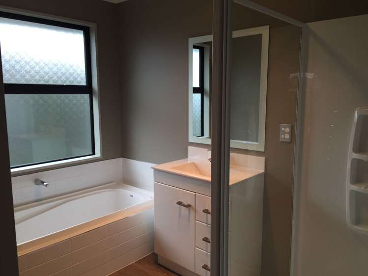 10 Shortland Street Wainoni_8