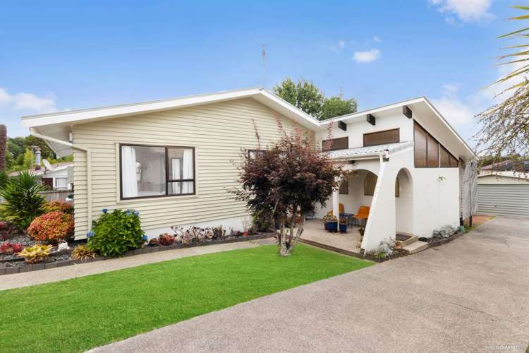 36 Kelkirk Street Kelston_13