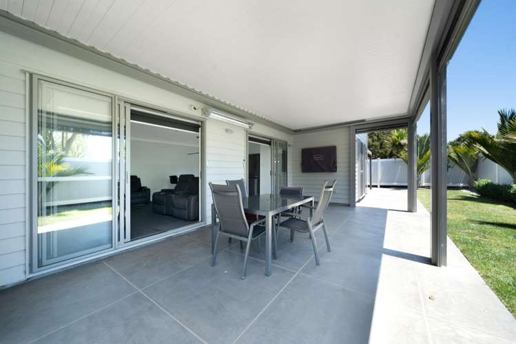 154 Boord Crescent Kumeu_7
