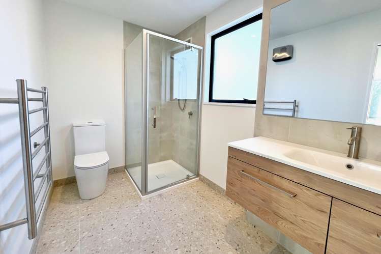 4/133 Blighs Road Strowan_9