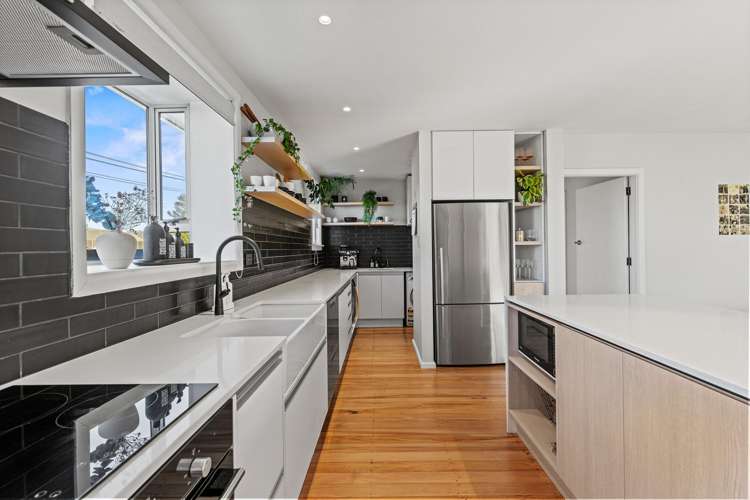 29 Sturrocks Road Redwood_2