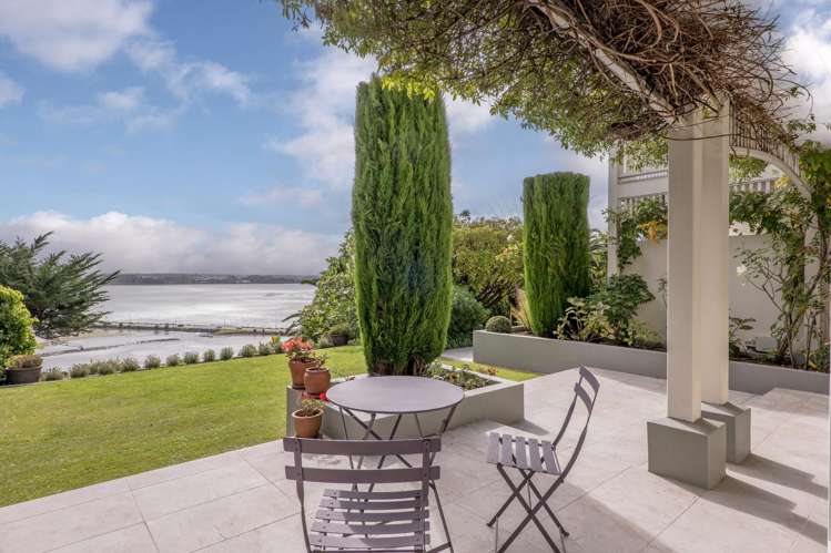 23 and 23A Balmoral Lane Redcliffs_31