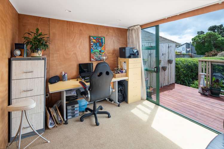 5 Kinghorne Street Strathmore Park_10