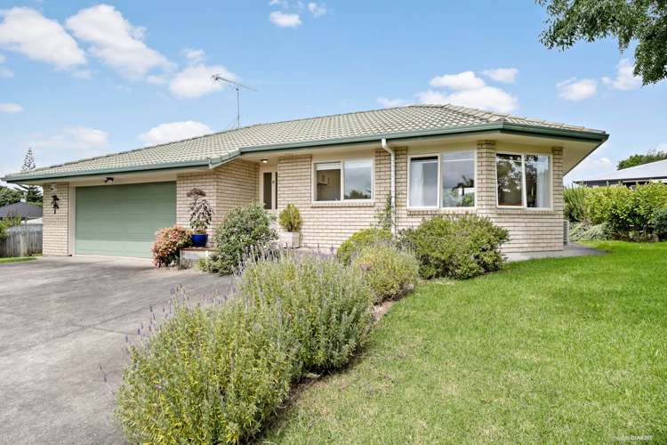 9 Glesan Place Beachlands_6