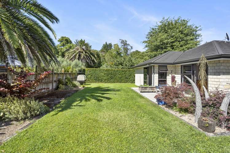 14 Bronte Place Leamington_24