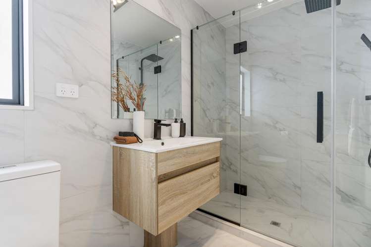 6B Aralia Road Sunnynook_9