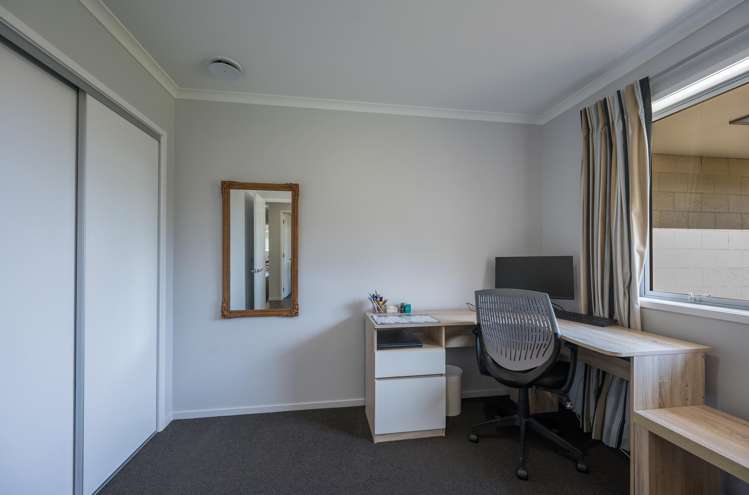 17 Tussock Place Stoke_12