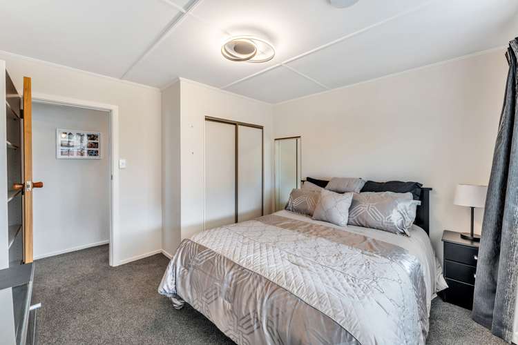 1/3 Rata Place Glenwood_11