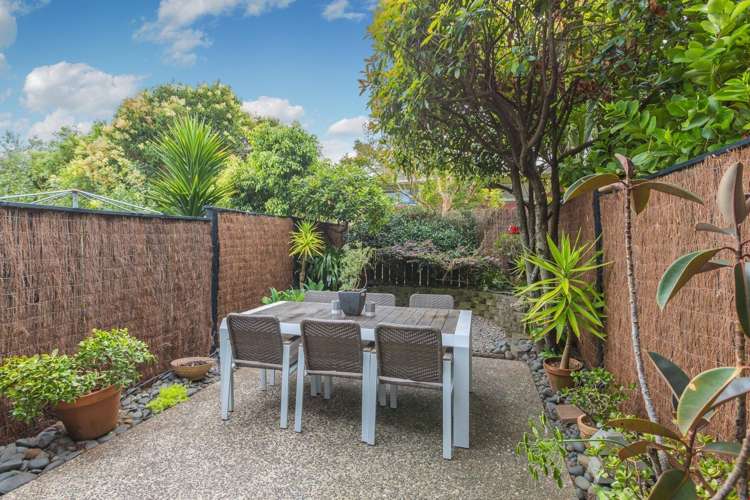 2/111 Balmoral Road Mount Eden_11